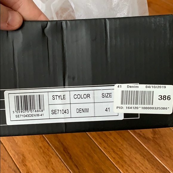 COPY - ModCloth Denim Rainbow Heels SE71043 NEW! - Picture 6 of 8